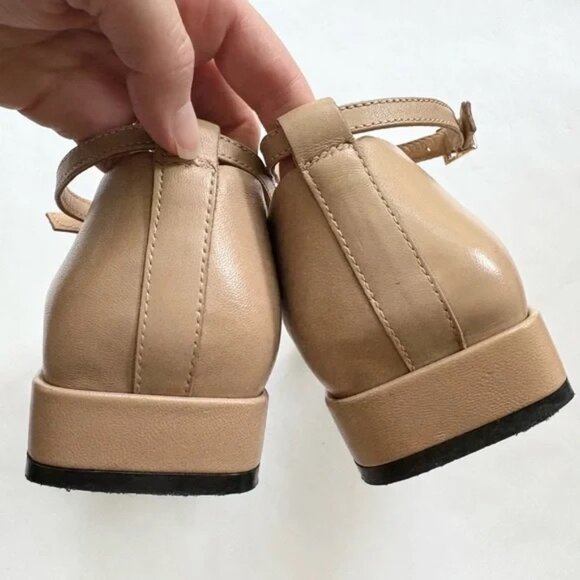 Seychelles Pumpkin Flat in Vacchetta Tan Leather - Picture 6 of 7